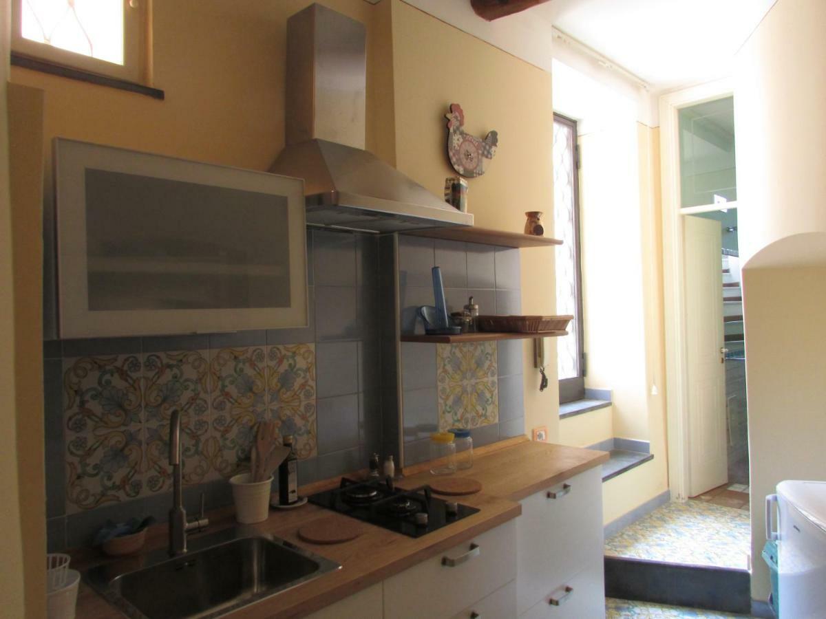Salerno Domus Claudia Διαμέρισμα Εξωτερικό φωτογραφία