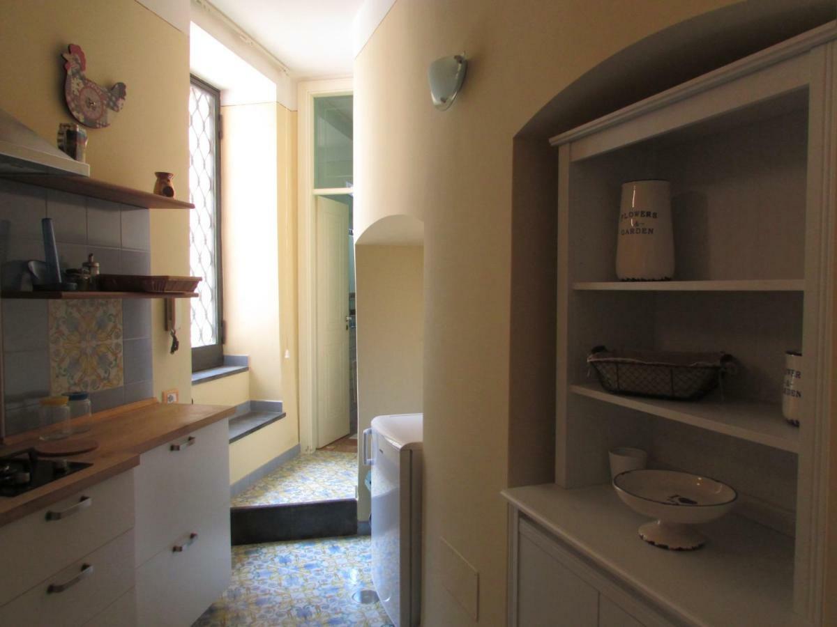 Salerno Domus Claudia Διαμέρισμα Εξωτερικό φωτογραφία